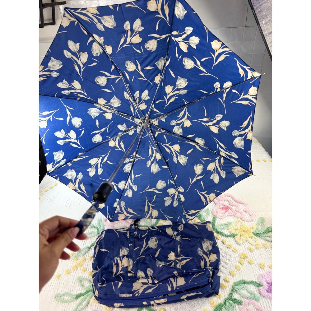 Vtg Navy Blue Floral Tulip Umbrella and Matching Tote Bag Travel Set - Picture 2 of 7
